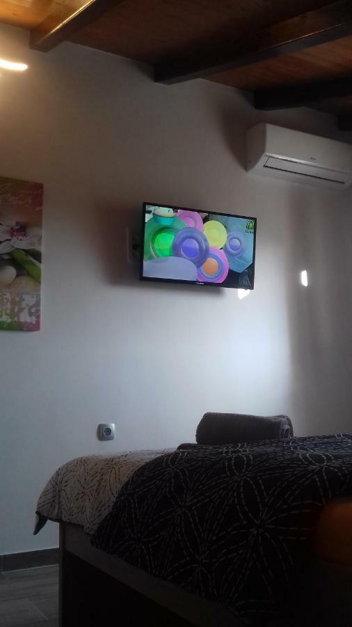 Holiday Home Nora**** Loznati Cres Buitenkant foto